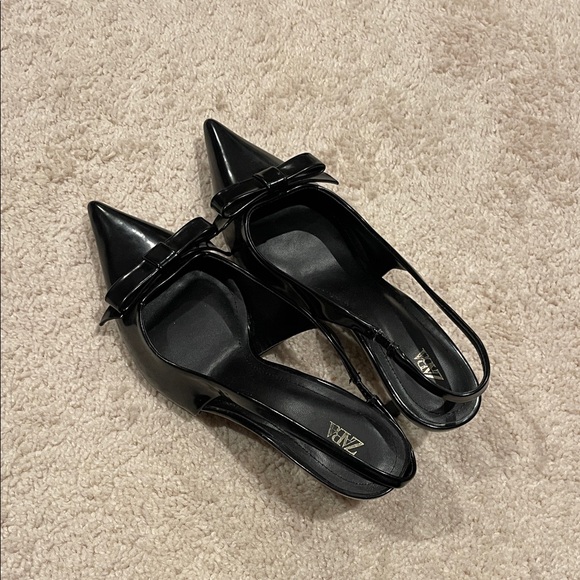 Zara Black Pointed Slingback Heels - Picture 3 of 4